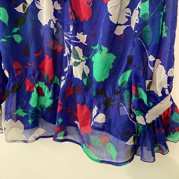 George Ruffled Blouse, Size M - Picture 6 of 11